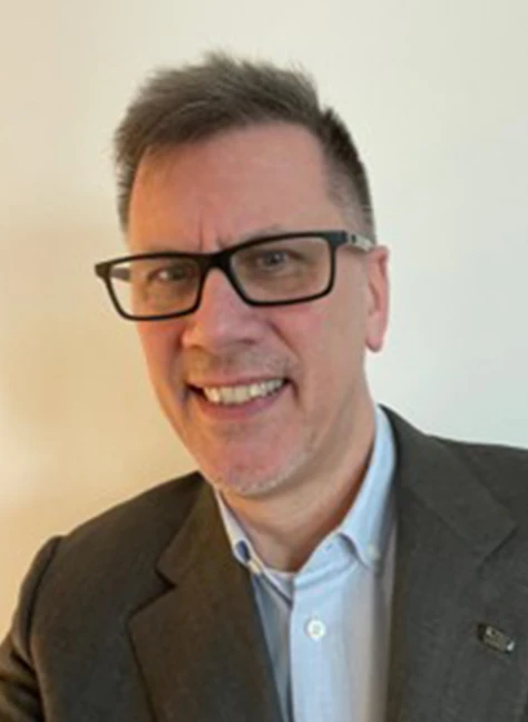 Dr. Andrés Martin-Ehlers